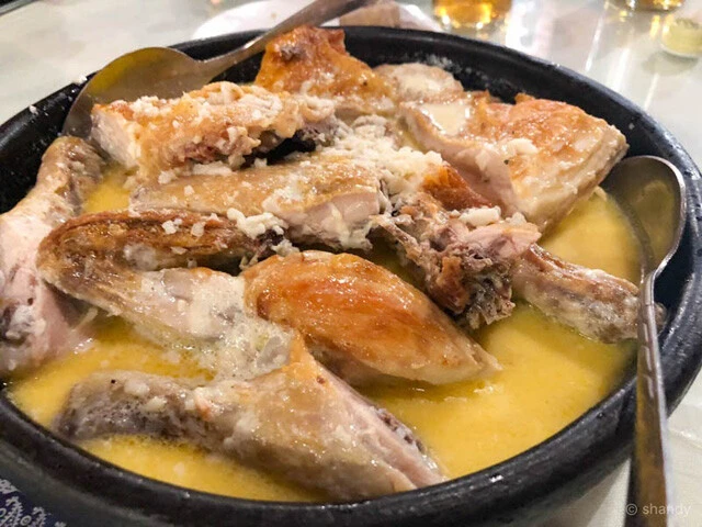 日本人に人気のクリーミー系シュクメルリ(写真提供/シャンディ)