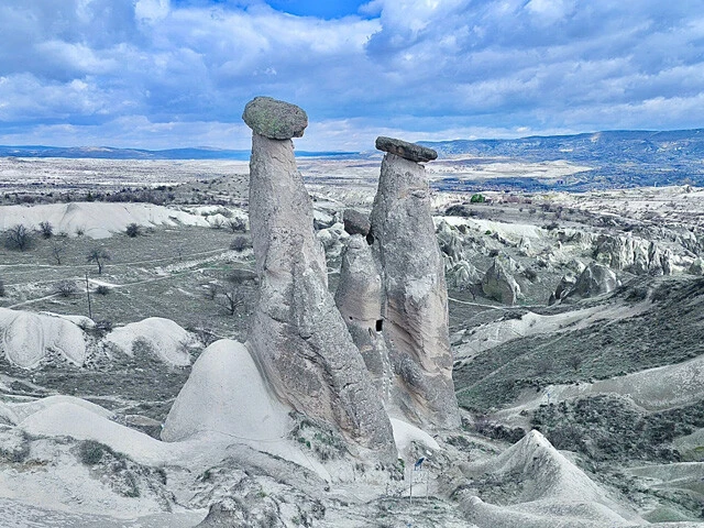 カッパドキアのしめじ三姉妹「スリーシスターズ」