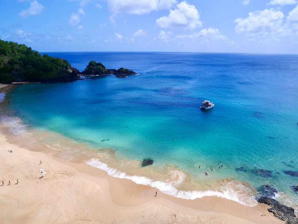 「やっぱり地球は青かった!」と言いたくなる世界一のサンショ湾ビーチ