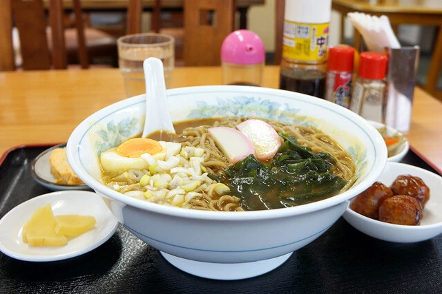 【カレーそば】勝負の店で味わった、敗北と癒しのカレーそばセット：パリッコ『今週のハマりメシ』第54回