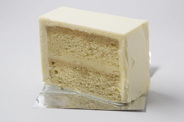 ＳＡＶＥＵＲ（サヴール）「クレーム・オ・ブール」４８０円（１ピース）クリームの口どけがとてもいいバターケーキ。バタークリームの重さはまったくない。お取り寄せも可能