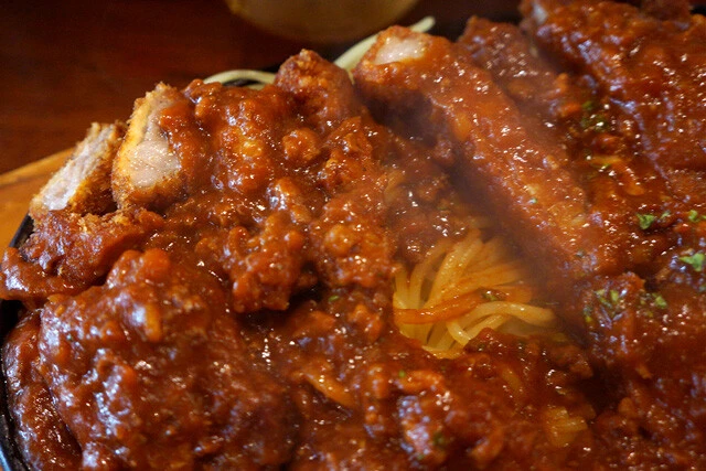 とんかつとミートソースの相性は……