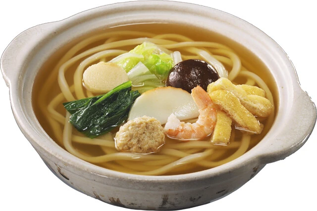 「横浜家系ラーメン」や「鍋焼うどん」など、超定番の麺類を次々と冷凍化する「お水がいらない」シリーズ。そのシリーズを象徴するのが、スープ・麺・具を一体化した3層構造だ!