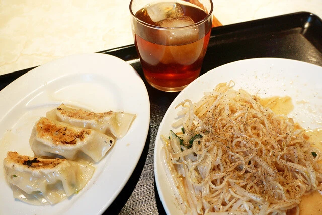 完成、上海トライアングル