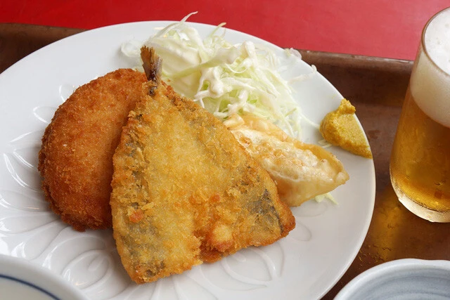 メインのミックスフライ