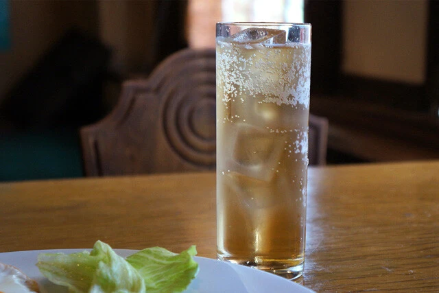 ハイボール（サービス価格　３８０円）