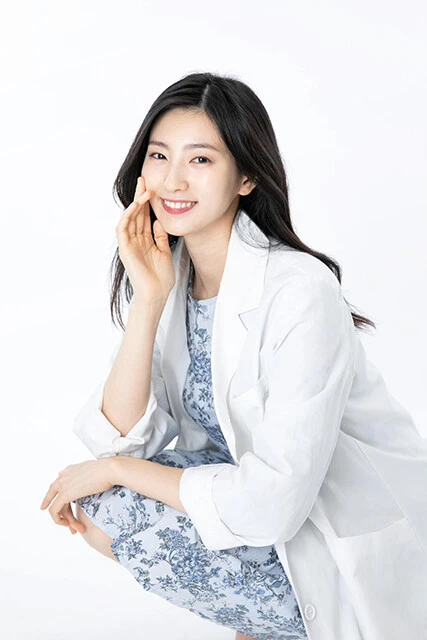 髪の毛が薄くなり始めたら...。まずやってほしい対策を現役薬剤師が解説【健康サディスティック♡】