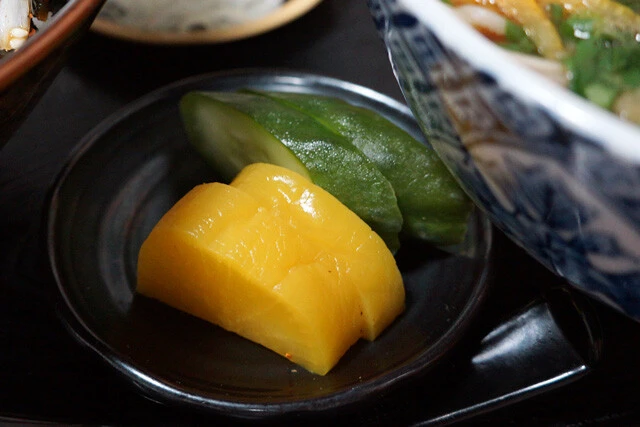 漬物までちゃんとうまい