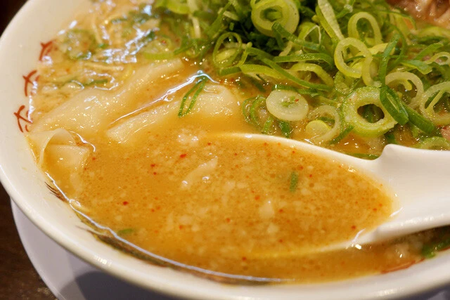 まずはスープから