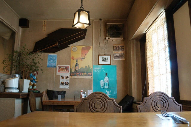 「ビアレストラン　リーフ」店内