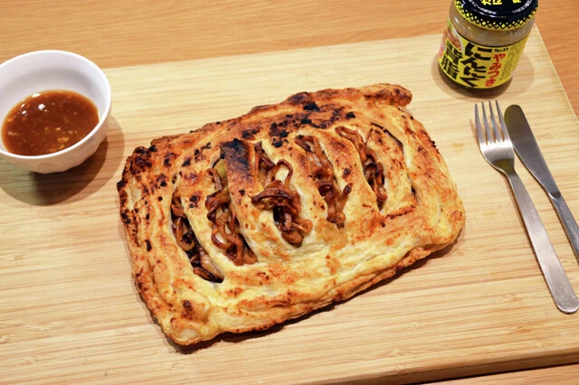 (4)完成!「にんにく背脂マシマシ! 豚ラーメンパイ」