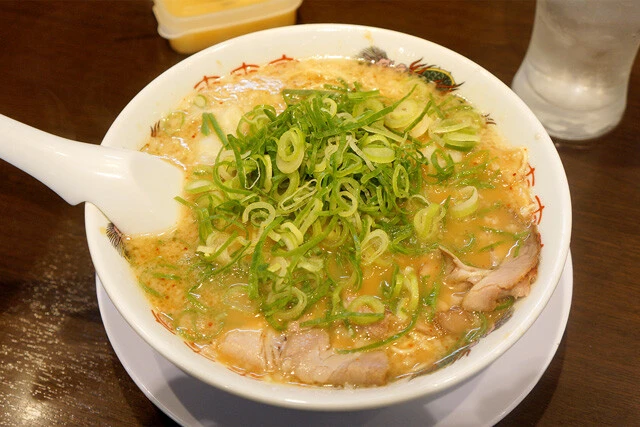 【来来亭】「こってりラーメン」を頼んだら「来来亭」の新たなる扉が開いてしまった：パリッコ『今週のハマりメシ』第３０回