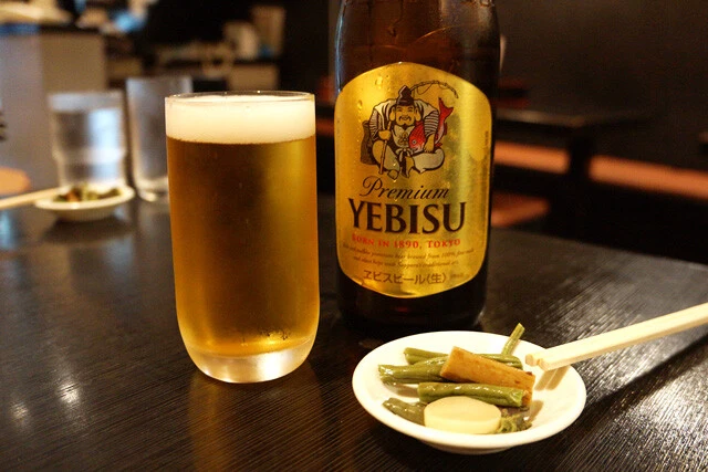 「ビール(中瓶)」(580円)
