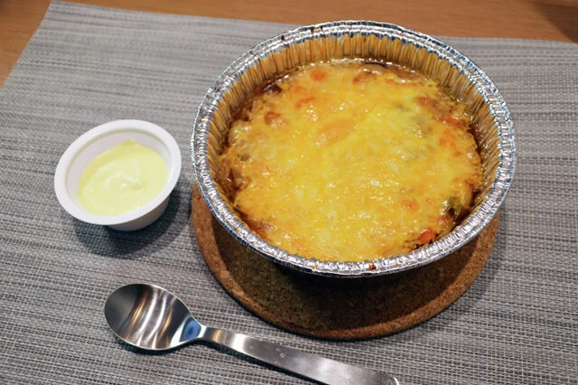 すき家名物"チー牛"をファミマ牛すき焼き鍋で作ったら信じられないウマさ！「３種のチーズの牛すきうどん」