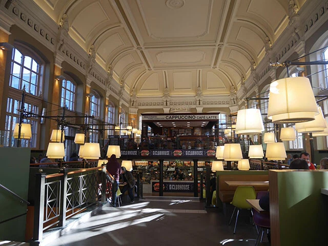 １８７０年代にエッフェル塔の設計者が手掛けた建造物なんだとか！