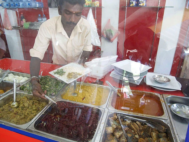 ライスアンドカリーにのせるいろいろなおかずたち