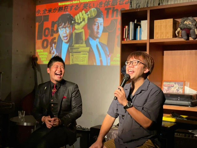 日本にもスタンダップコメディ文化を根づかせるため、年に一度は帰国して全国ツアーを行なう。今年はYouTuberの「せやろがいおじさん」とコラボで全国11ヵ所を回った