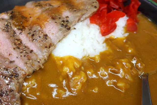 カレー部分へ進出