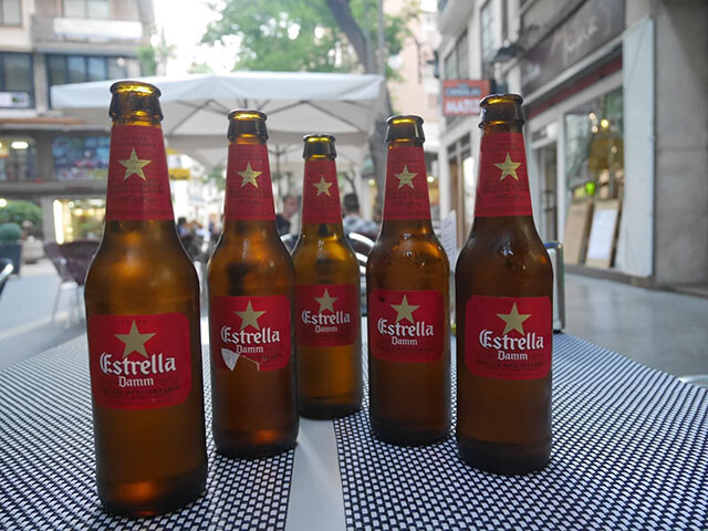 スペインビールといえば「エステーリャ」