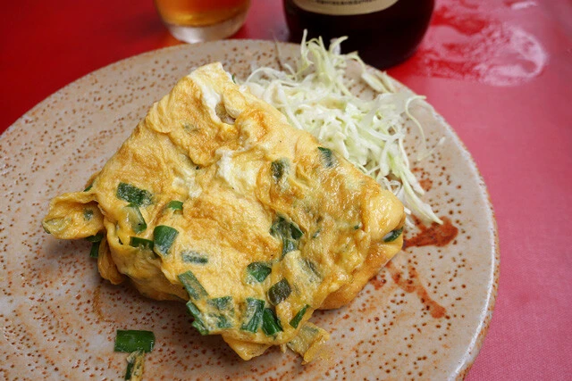 「にら玉」（３８０円）