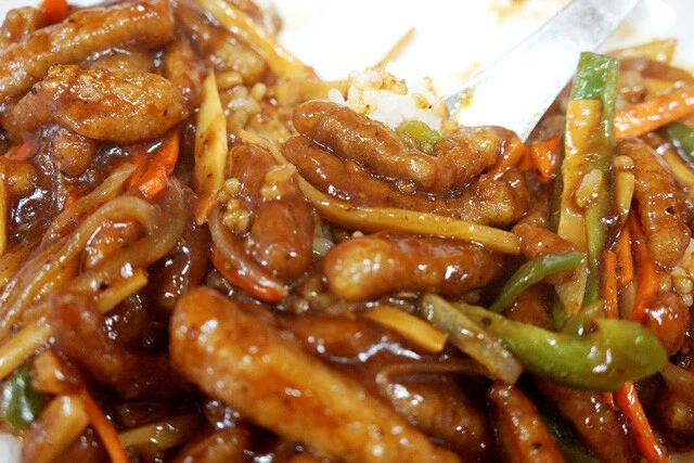 食べても食べても豚肉の天国！