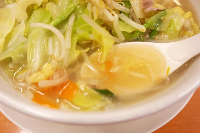 少しにごりのあるスープだ