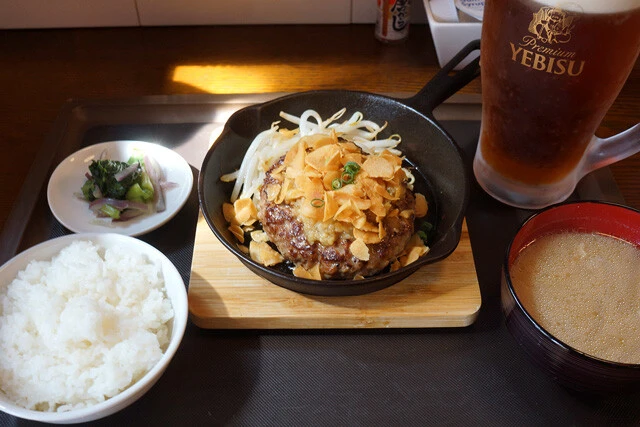 「ＪＯ’Ｓ特製ガーリックハンバーグ御膳　２００ｇ」（１１８０円）