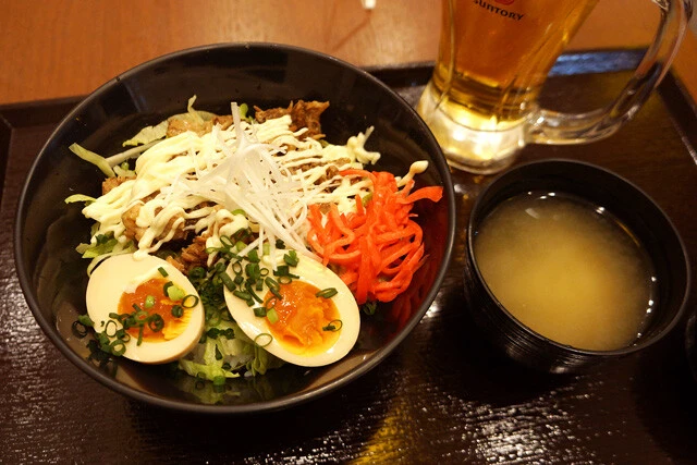 「チャーシュー丼」シャットダウン寸前の心身を再起動：パリッコ『今週のハマりメシ』第２２回