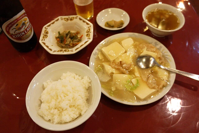 【豚肉とトーフの塩味煮定食】永福町の小さな本格中国料理店にて：パリッコ『今週のハマりメシ』第５０回