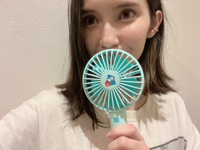 初めての携帯扇風機。街中で扇風機星人を降臨させて若い世代に広めたいけど、羞恥心との闘いになりそう