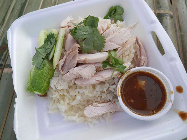 タイのフェスに出店していた屋台のカオマンガイ