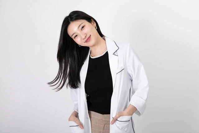 薬剤師・福井セリナ