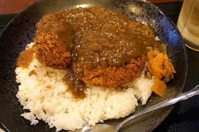 カレーも完璧にうまそうだ