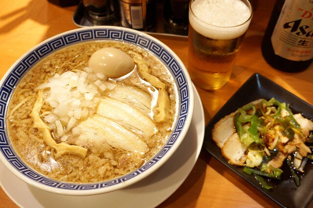 【新潟ラーメン】断然ファン宣言！ 新潟発祥の背脂中華そば「なおじ」：パリッコ『今週のハマりメシ』第86回