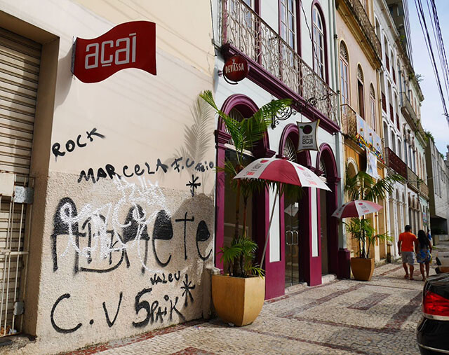 ベレンの街中のアサイーカフェ「Point do Acai」