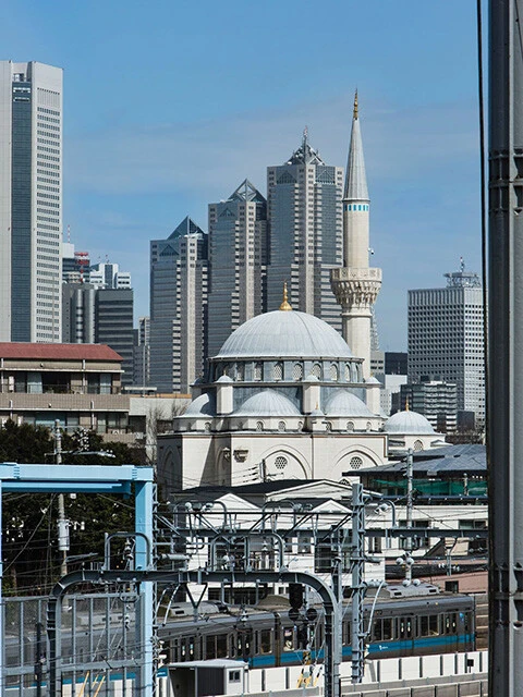 東京・代々木上原にある日本最大のモスク「東京ジャーミイ」