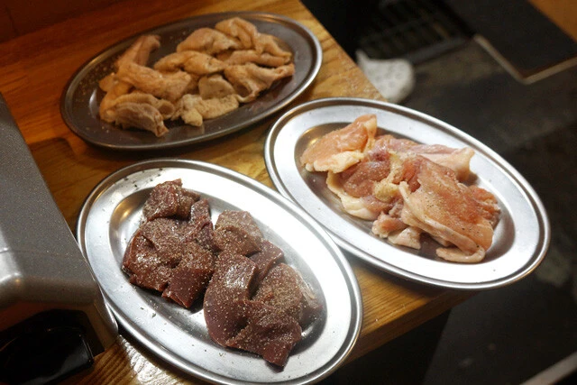 「レバ」「とり肉」「シロコロ」