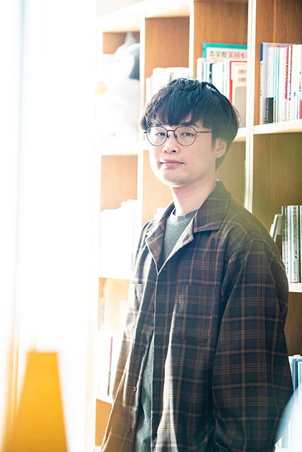 「ネット上では『ポリアモリーなんて、単にいろんな相手とヤリたいだけの人の言い訳』という誤解が広まっていますが、ポリアモリストではない人と比べてもセックスの回数に差異はないんです」と語る荻上チキ氏