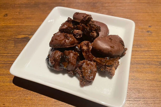 大ヒット商品『カントリーマアム　チョコまみれ』は、『ごはんですよ！』を混ぜてもうまい！