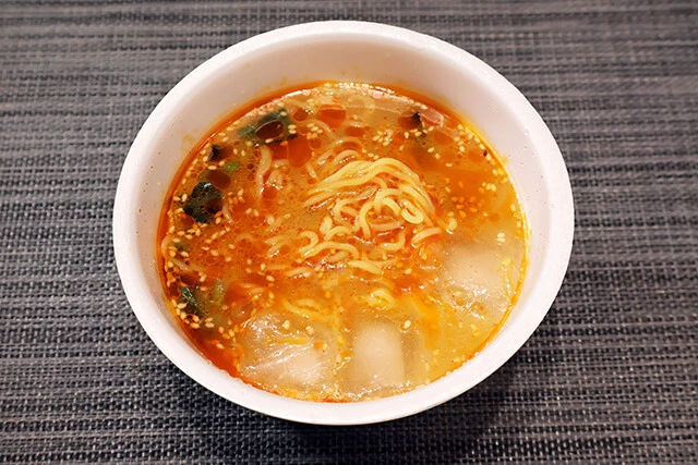 ⑦冷やし麺づくり味噌ベースの担担麺 コク深スープとツルツル麺の完璧ハーモニー