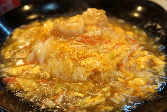 とろとろの餡が流れ落ちる様は、まるで名瀑