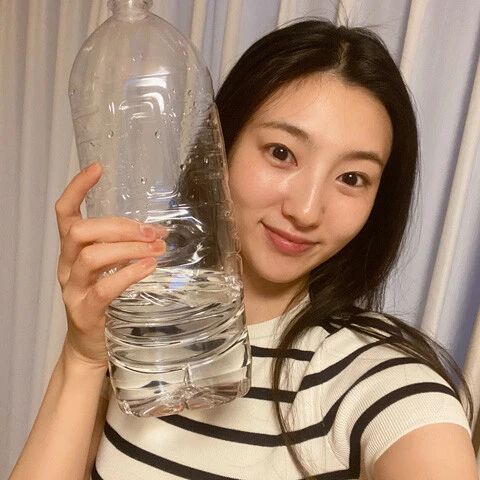 水って1日にどのくらい飲んでますか?