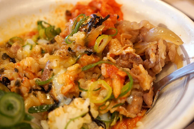 徐々に徐々に、全体を混ぜつつ