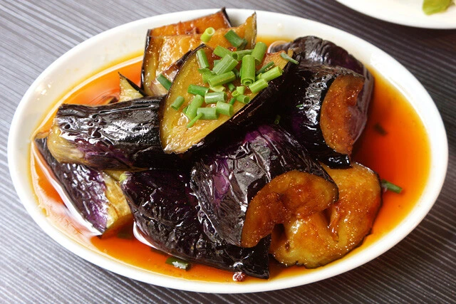 「ナスの花椒炒め」（680円）