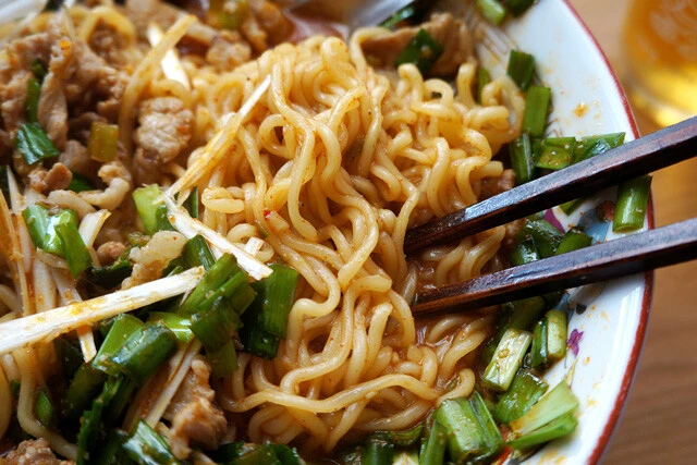 いいぞ！　家ニラそば