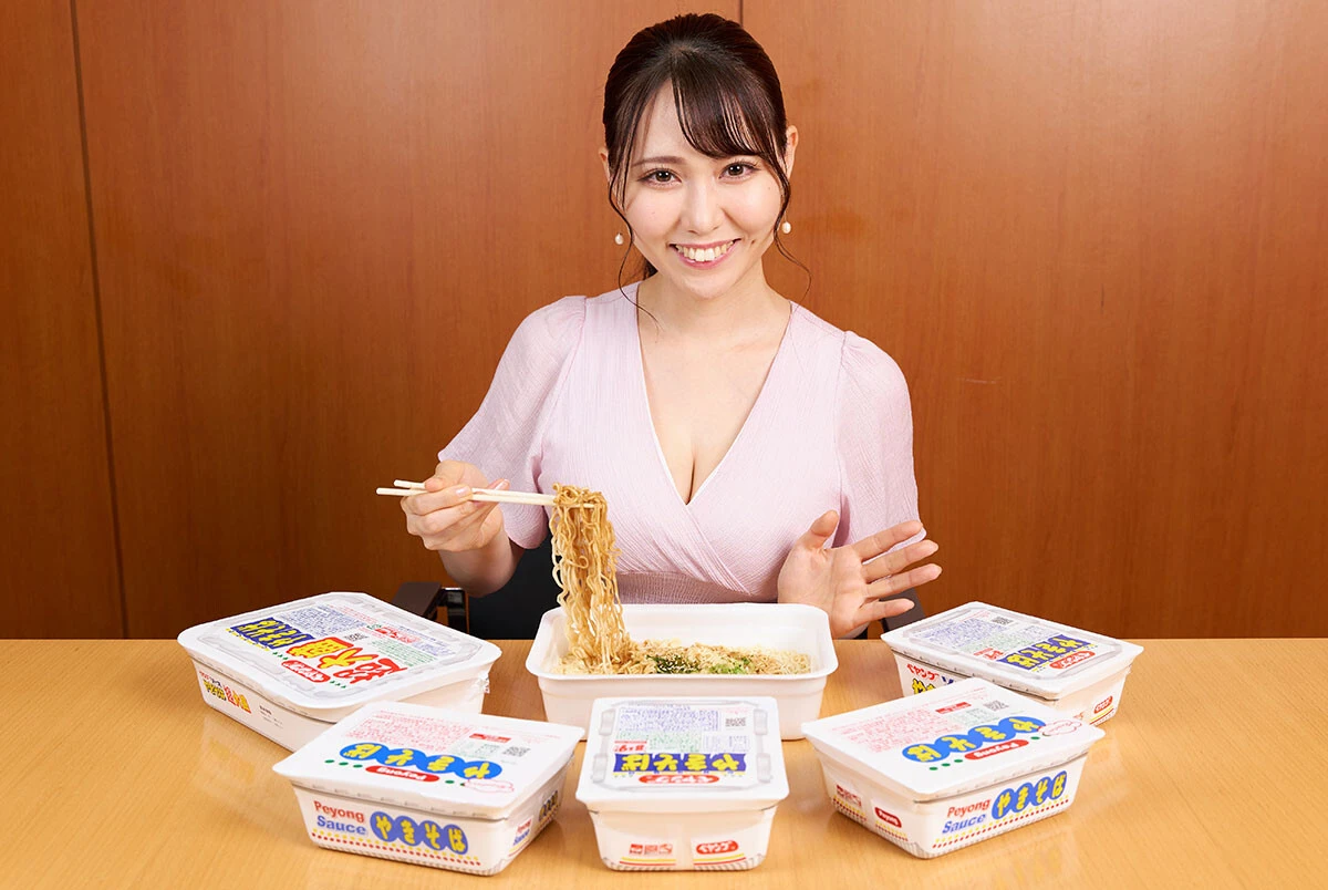 ペヤングの「新作やきそば」開発秘話。振り切った商品のほうが売れるのか!?