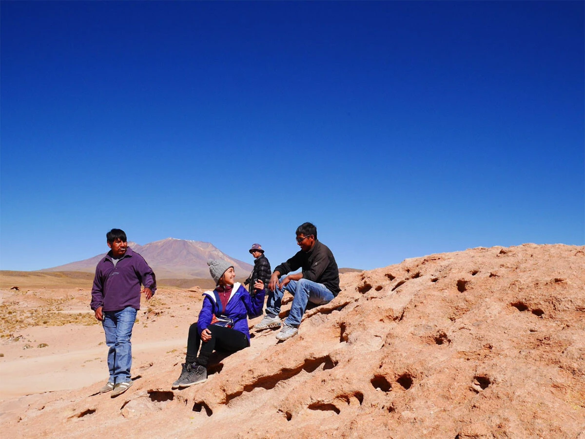 旅のことは現地の人に行くのが一番だけど、ChatGPT先生のお手並み拝見！（写真はボリビアのウユニを目指してアタカマ砂漠横断中）