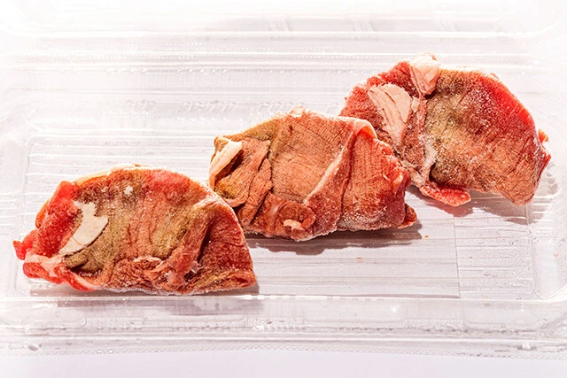 6位/岐阜夢餃子製作所「ジビエ肉巻き餃子」5個(972円)餃子を鹿肉で巻いた逸品。歯応えのある鹿肉は、噛めば噛むほどジビエ肉ならではの滋味を楽しめる。焼き肉のタレにつけるのがオススメ