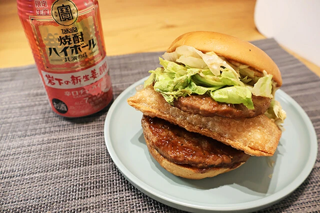 【青森アップルパイ新生姜てりやき】アップルパイとてりやきがまさかの融合！　岩下の新生姜スライスも隠し味です！＜野島慎一郎のバカレシピ＞