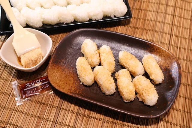 【スシローのしゃり玉焼きおにぎり】スシローのテイクアウトメニュー、「しゃり玉」を焼きおにぎり化！＜野島慎一郎のバカレシピ＞